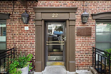 Rented by Brown Harris Stevens