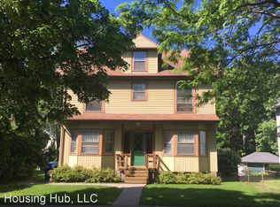 389 Maple St APT 2, Saint Paul, MN 55106