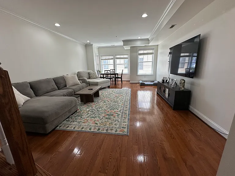 3418 Gunther Way — Photo 2