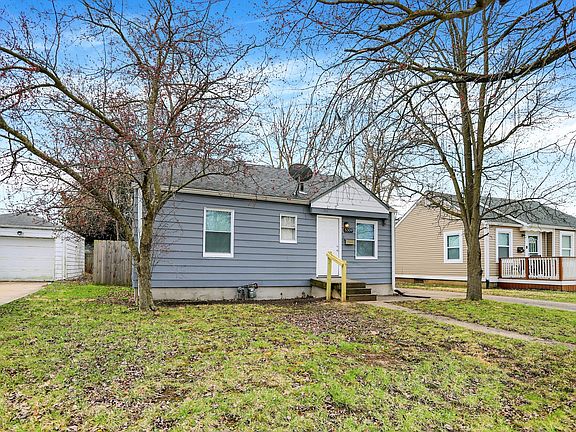 2nd image of 5309 E 19th Pl