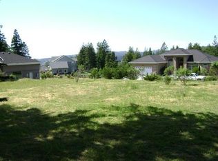 4321 Forest Hills Dr, Fortuna, CA 95540