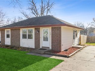 339 Hart Ave, Des Moines, IA 50315