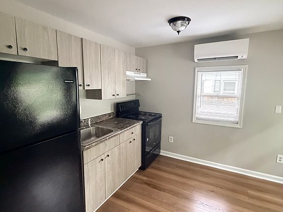 5th image of 118 Broadway #2