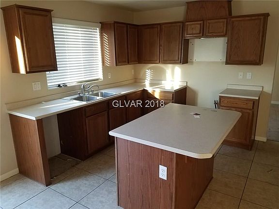 4th image of 8857 Skyline Peak Ct