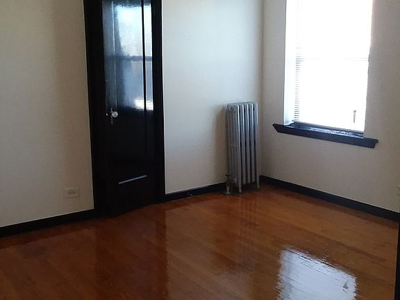 2nd image of 7509 S Stewart Ave #3A