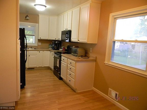 2nd image of 1014 9th Ave N