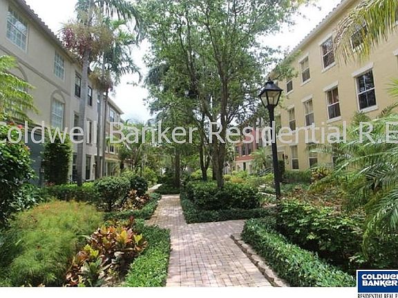 3rd image of 644 Fern St #644