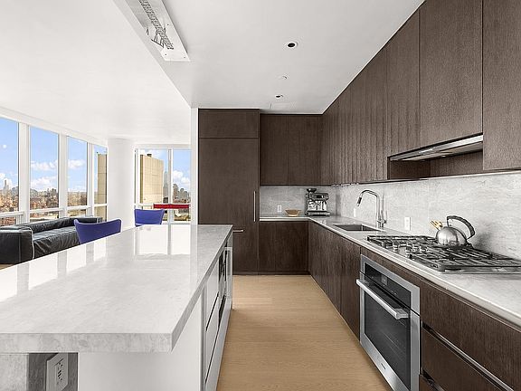4th image of 15 Hudson Yards #34A