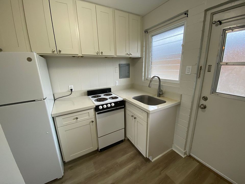 1st image of 120 Kihapai St APT 1