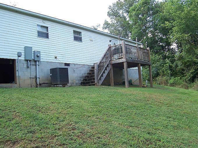 2nd image of 196 Elm Grove Rd