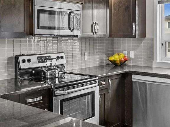 3rd image of 438 Covecreek Cir NE