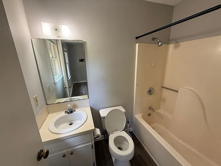 525 12th St SW #25 — Photo 26