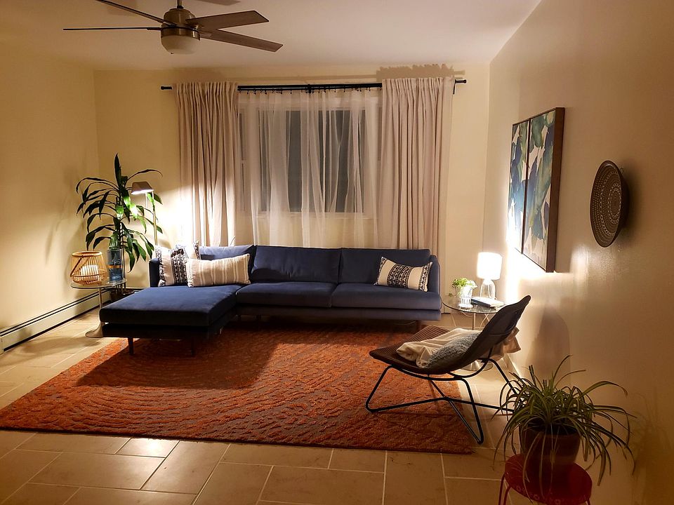 1st image of 8 Cassilis Ave #1
