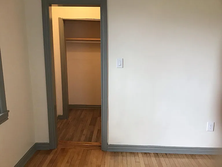 1312 E Harry Ave — Photo 19