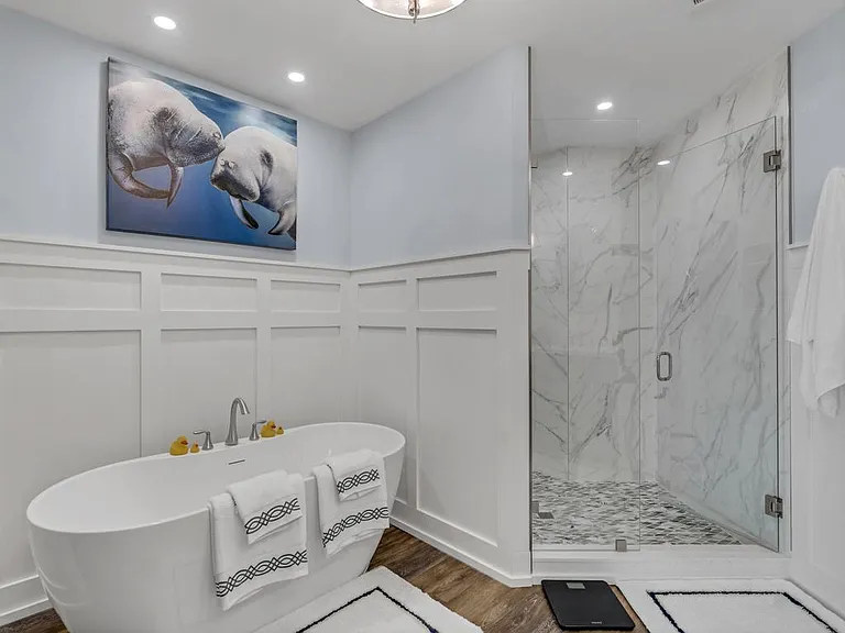 5250 E Harbor Village Dr #102 — Photo 18