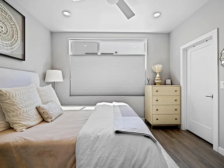 1624 N Irving St #4 — Photo 16