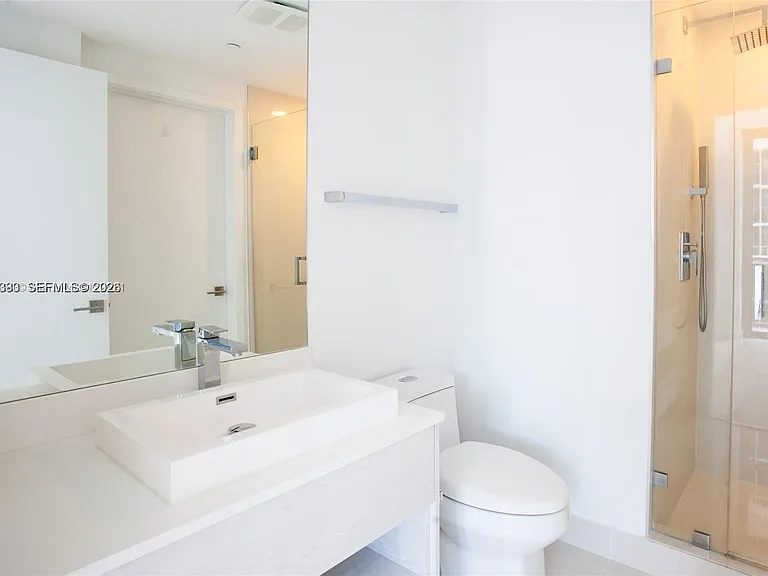 55 SW 9th St #1907 — Photo 11