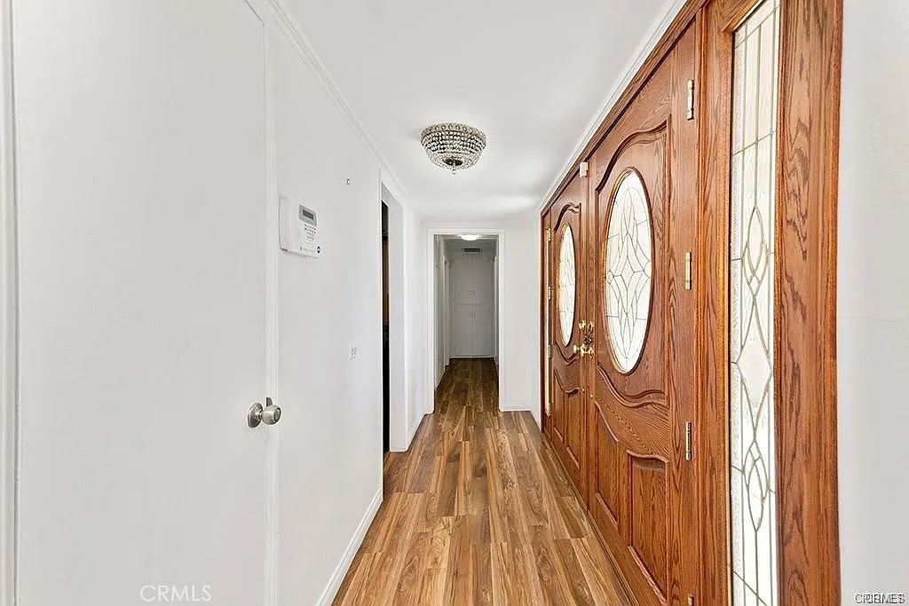 3 bed, 1572 sqft, $4,500 — Photo 3