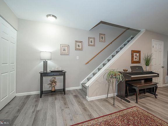 4th image of 1225 Timothy Ln #11