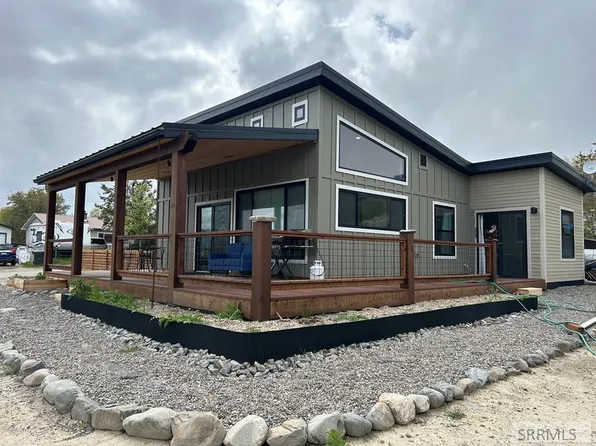 1303 Bryan Ave, Salmon, ID 83467