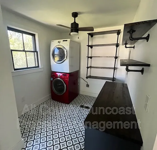 420 Magnolia St — Photo 8
