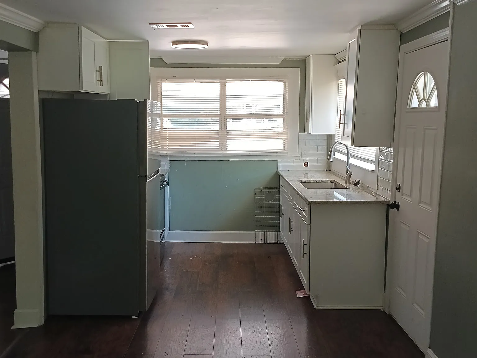 3 bed, 1237 sqft, $1,600 — Photo 4
