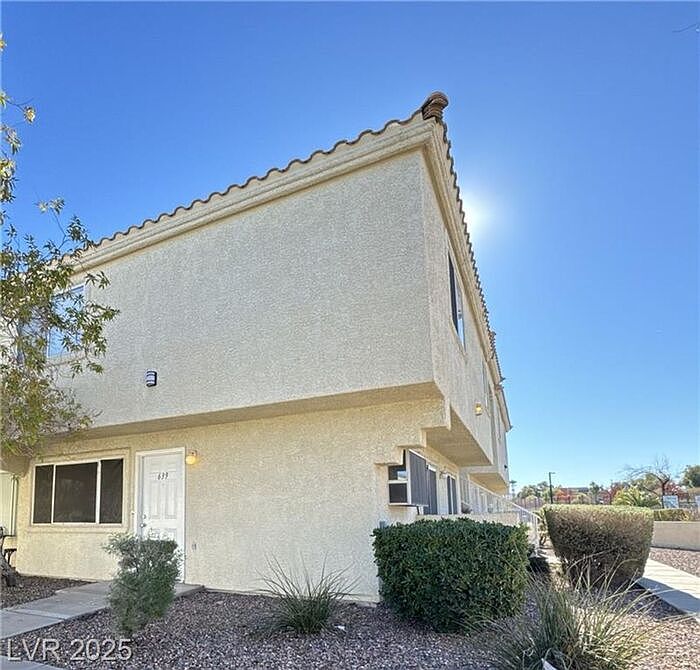 1st image of 639 Anne Ln #3C