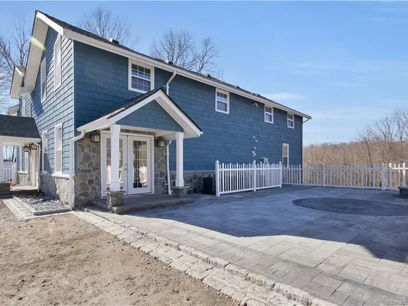 707 Hanover Road, Meriden, CT 06451