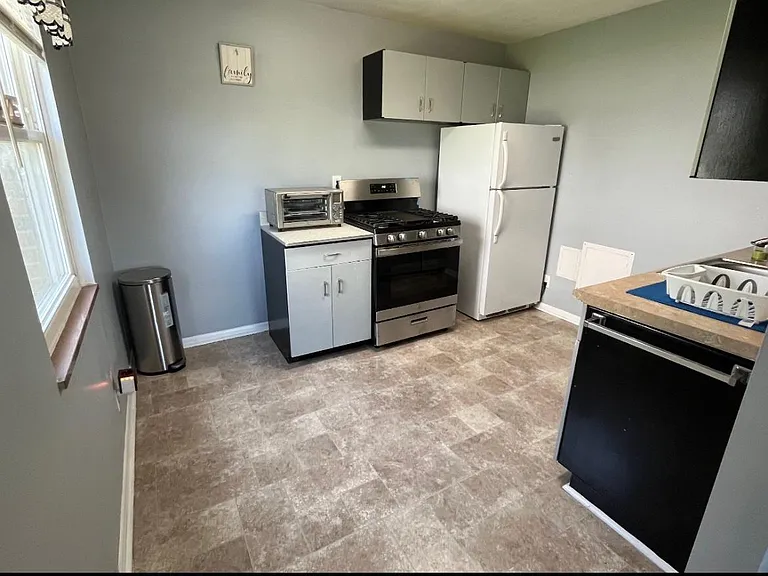 30902 Euclid Ave #DOWN — Photo 12