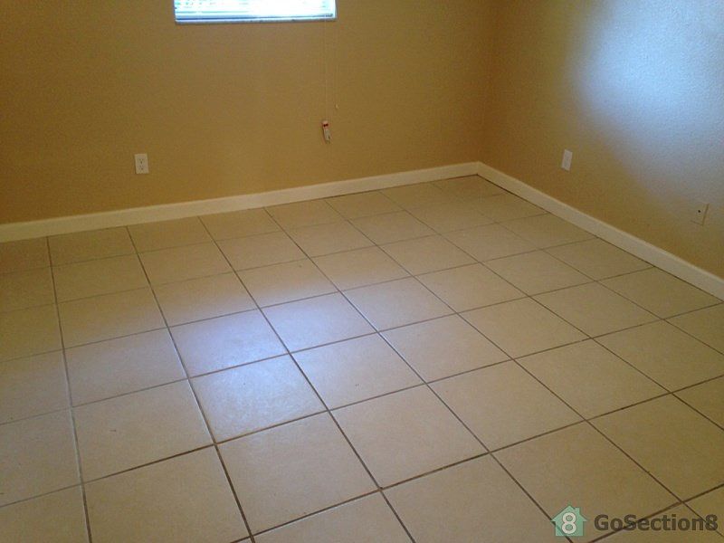 2nd image of 3821 9th Ave S