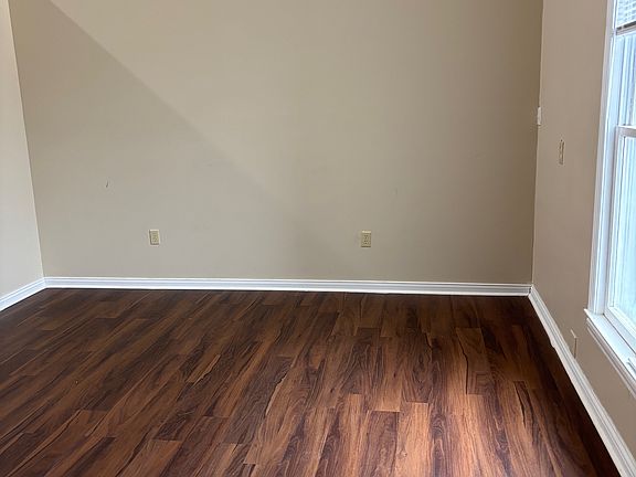 5th image of 138 Broadway St Suite F