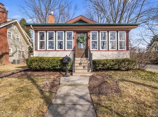 129 Baseline Rd, Northville, MI 48167