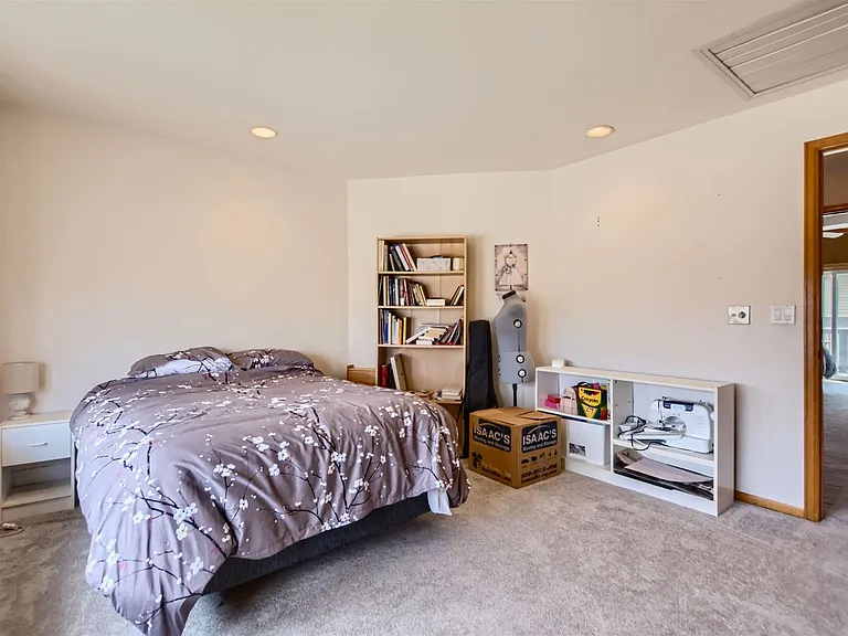 817 Mount Evans Ct — Photo 18