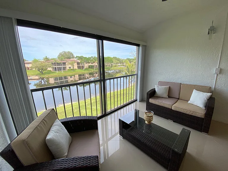 9285 Vista Del Lago #36F — Photo 12