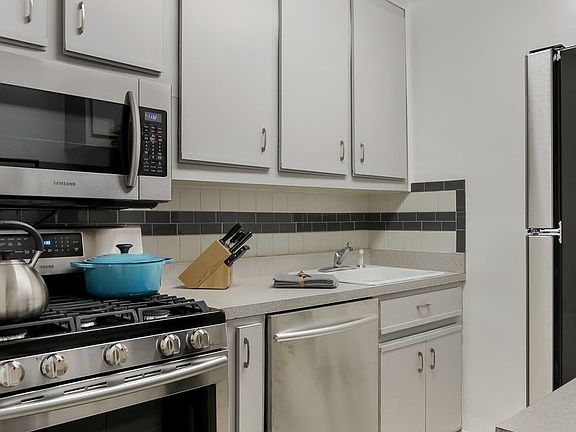 4th image of 235 E 87th St APT 8A