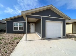 2215 E Main St, Lubbock, TX 79403