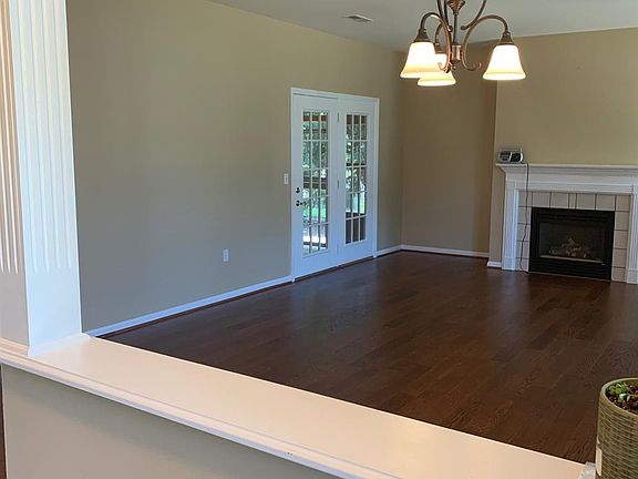 3rd image of 8407 Arbor Ln #8407