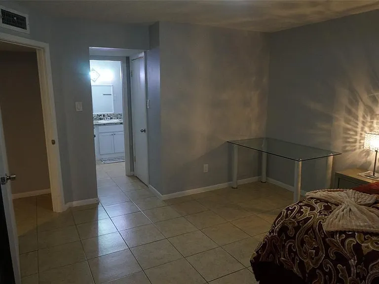 8427 Hearth Dr #6 — Photo 7