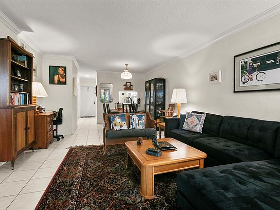 2nd image of 2301 NE 14th Street Causeway #303-E