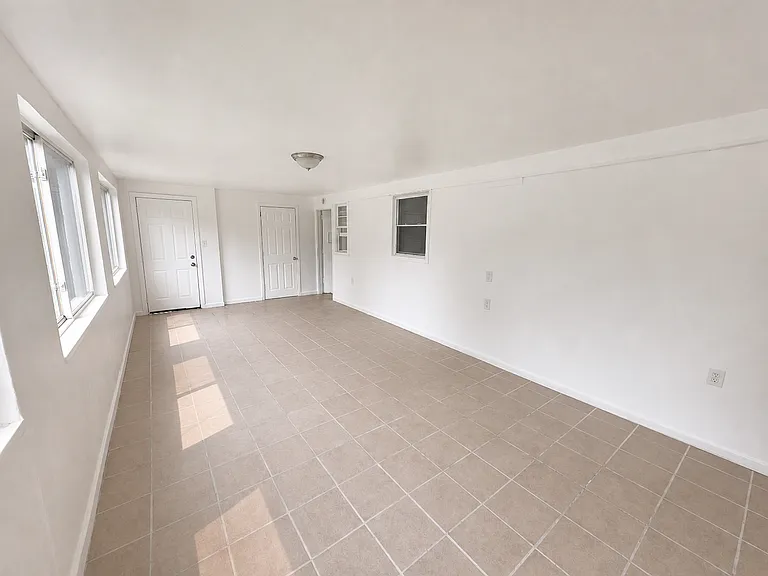 106 Louise Rd — Photo 20