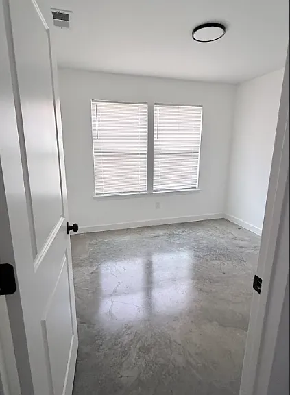 1373 S Cooper St — Photo 8