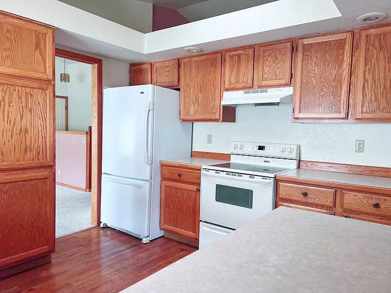 2241 N Coolwater Ave — Photo 6