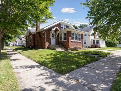 1521 N Court St, Rockford, IL, 61103