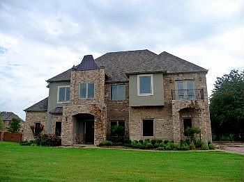 1st image of 6 S Shetland Ln