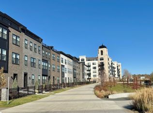 905 Falls Psge W #A, Saint Paul, MN 55116