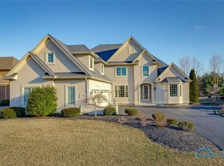 8030 Winding Ridge Blvd, Monclova, OH 43542