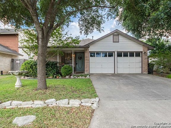 2nd image of 13830 Laurel Hollow Dr