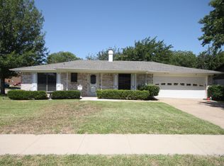 5101 Karen Dr, North Richland Hills, TX 76180