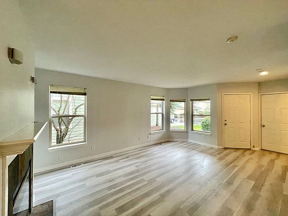 5th image of 16016 NE 93rd Way