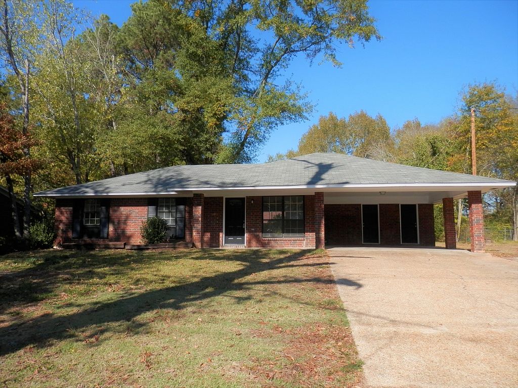 1710 W Jackson St, Tupelo, MS 38801 Zillow